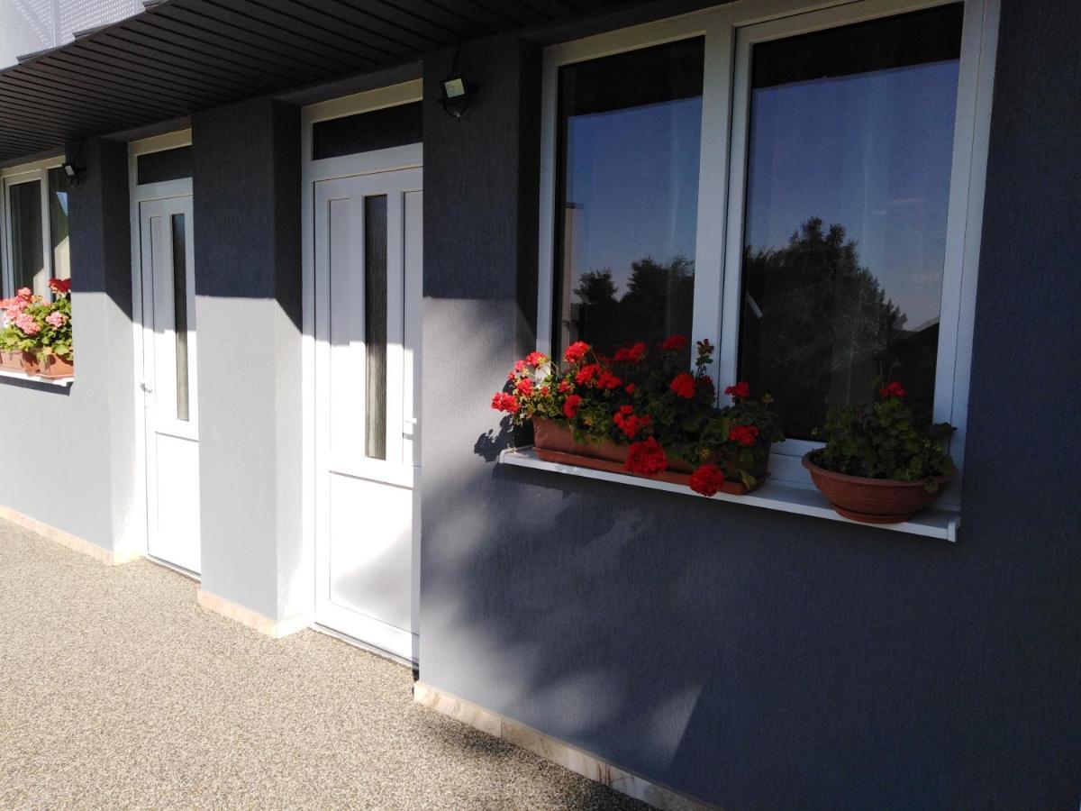 Apartmany Fantagiro Kaluža 外观 照片